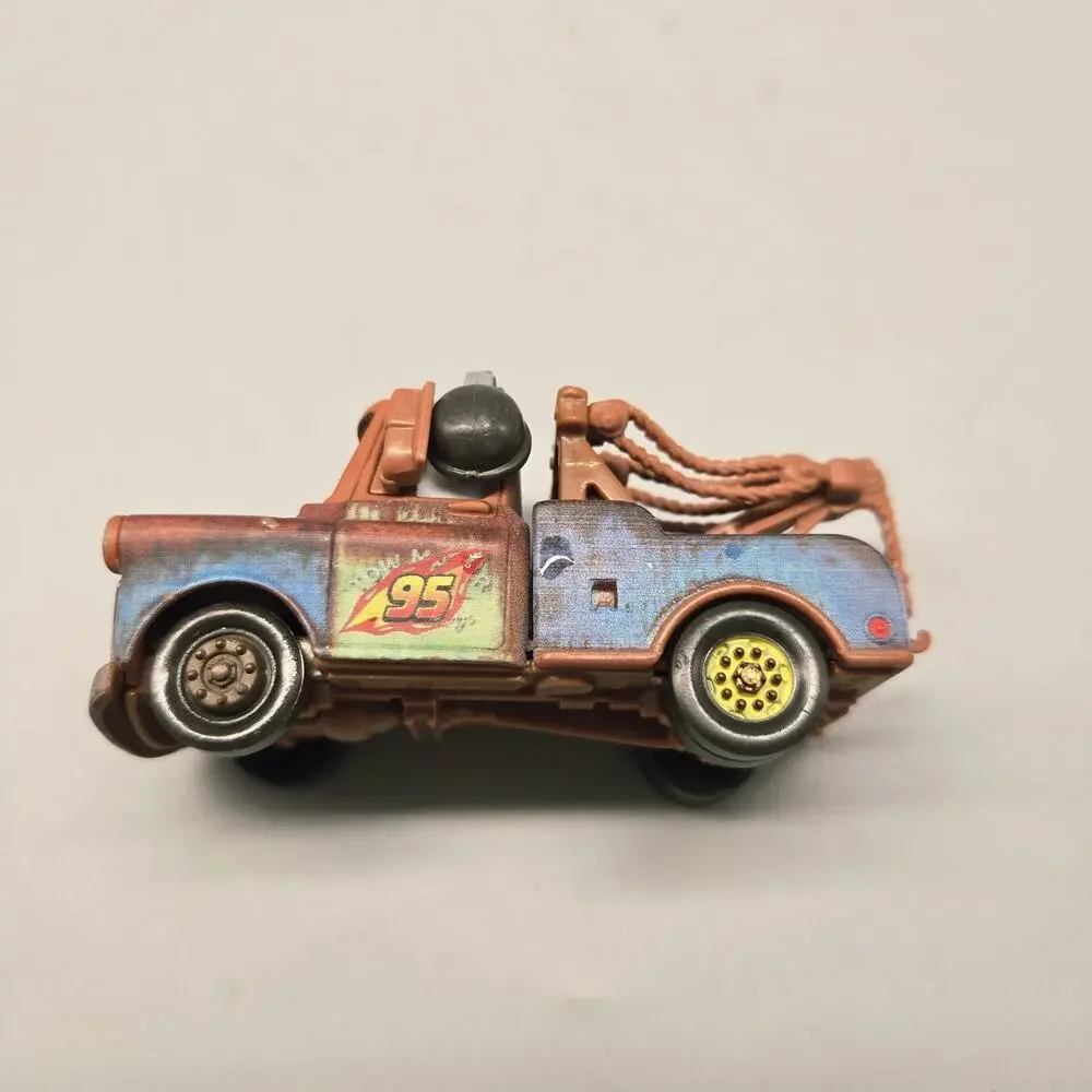 Disney Pixar Cars Tow Mater Lot Of 3 Race Team/Radiator Springs